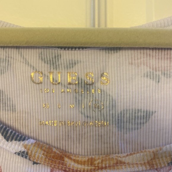 Guess halter high neck xl tank top - Picture 2 of 3